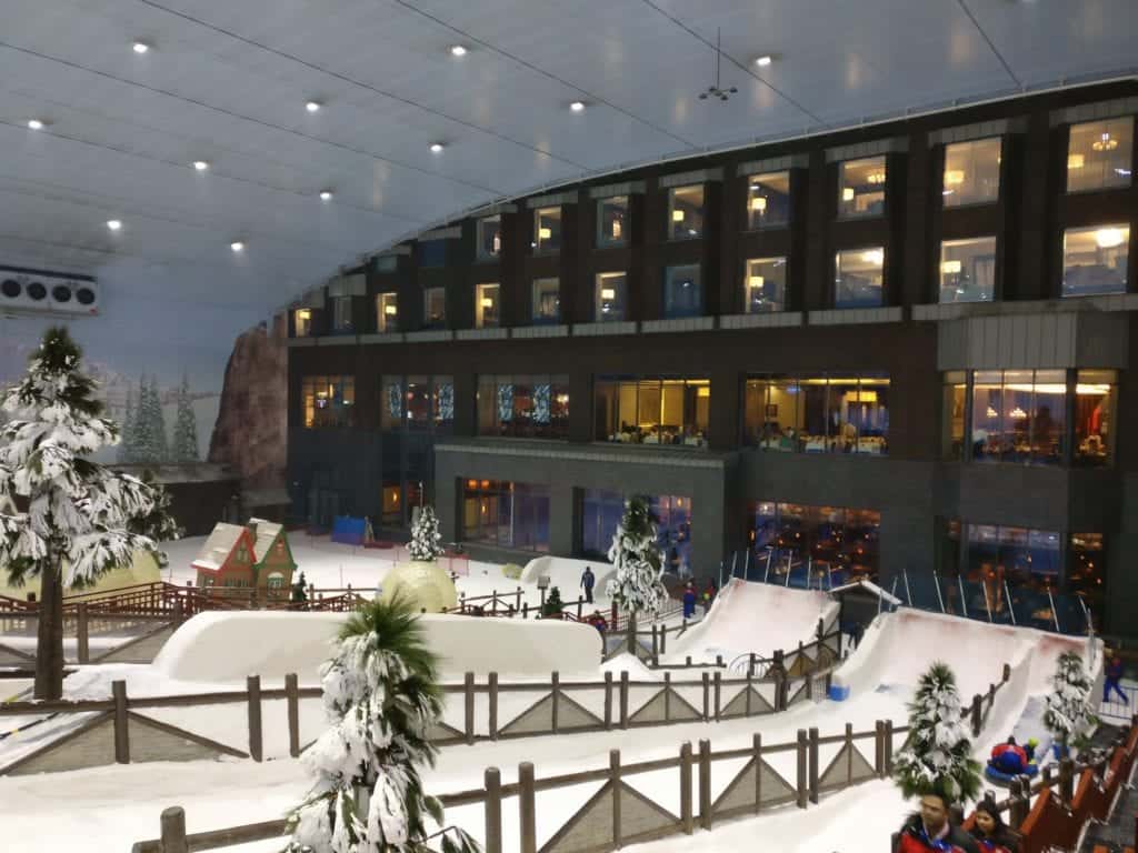 Ski dubai indoor in emirates mall.